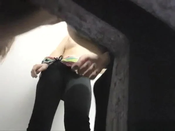 Two teens 18+ caught in change room