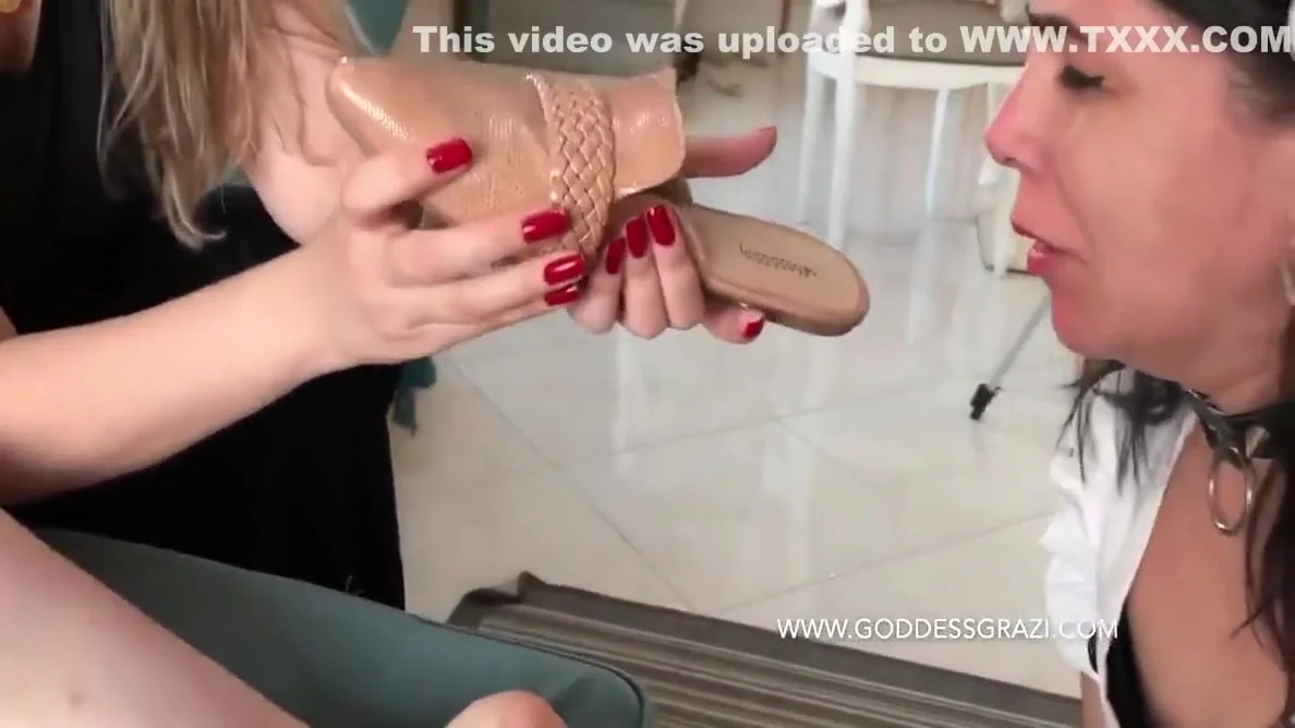 Goddess Grazi - Feet Lesbian Feet