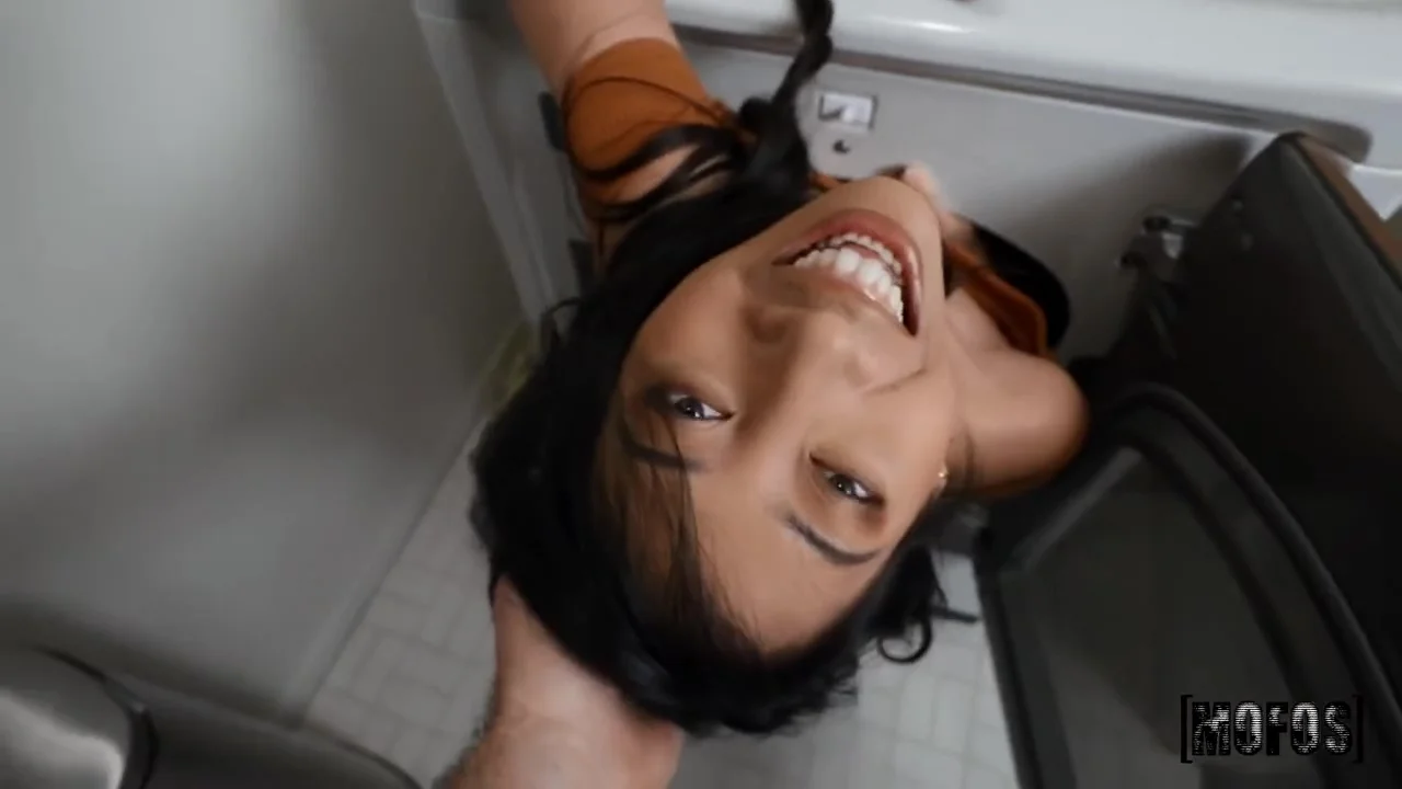 Salee Lee- Small Hands, Small Feet, Small Nipples