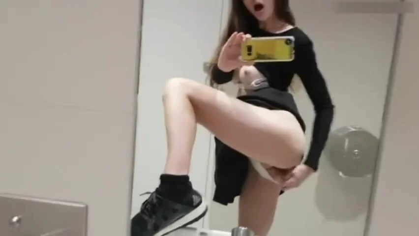 Musterbation IN PUBLIC RESTROOM