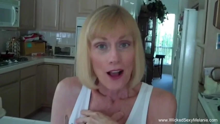 Granny Grind Her Pelvis Amateur Sex