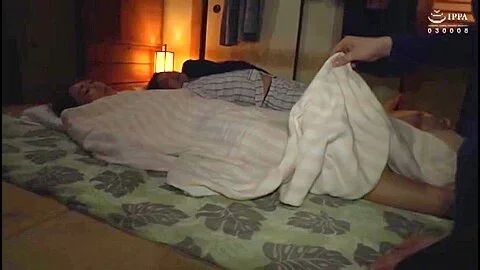 Sexy Milf Angelina Show Her Bi