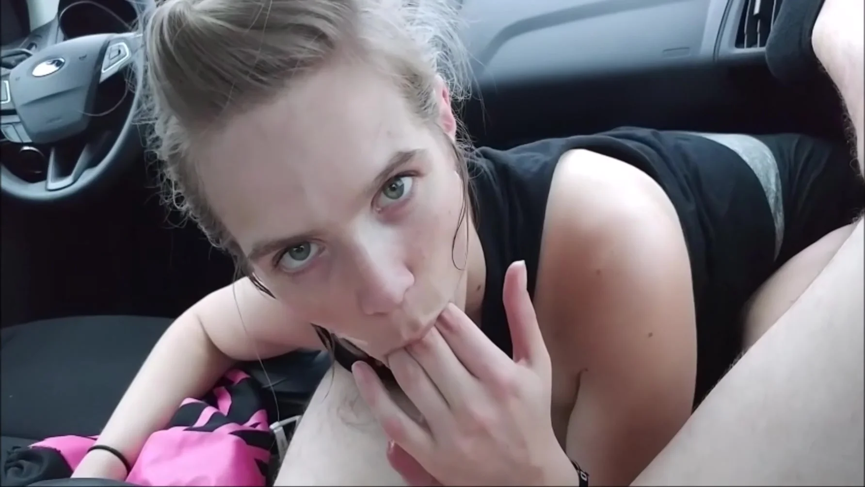 Candie Cane In In Pov Public Car Blowjob At A Giant Music