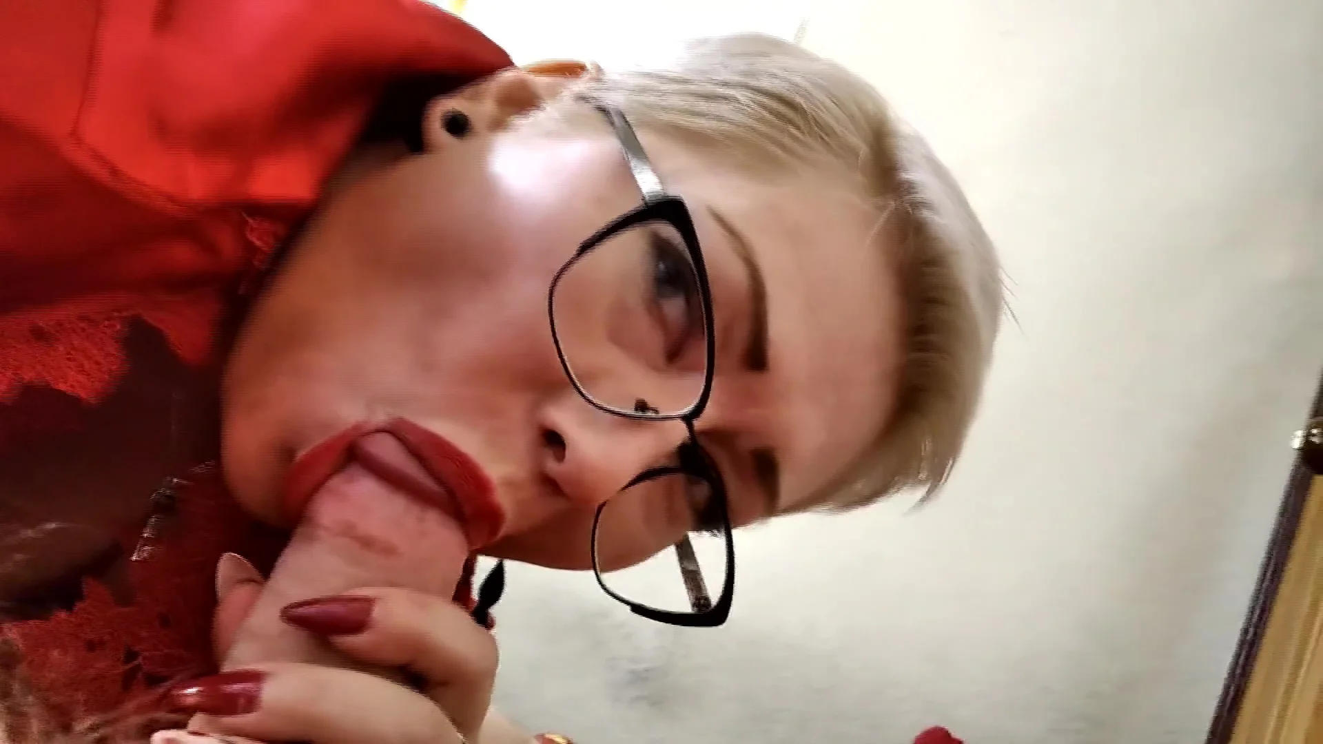 Lady In Red Or All The Older Girls Suck Dick! Sweet Games With Mature Pussy... )) With Lady Red