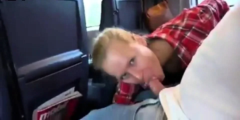 Deutscher Amateur Outdoor Blowjob Dare!