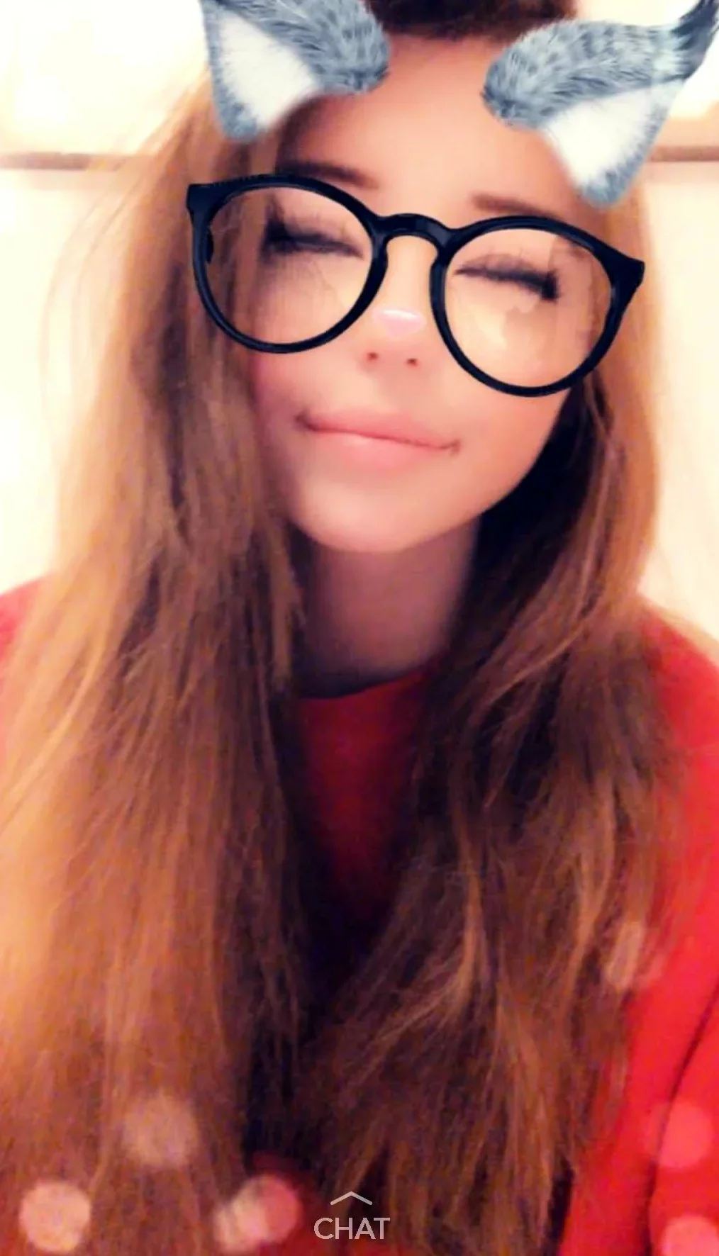 PUSSY BABE BRUNETTE masturbating