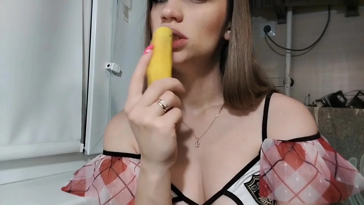 Sweet Blowjob Sounds And A Very Gentle Tongue