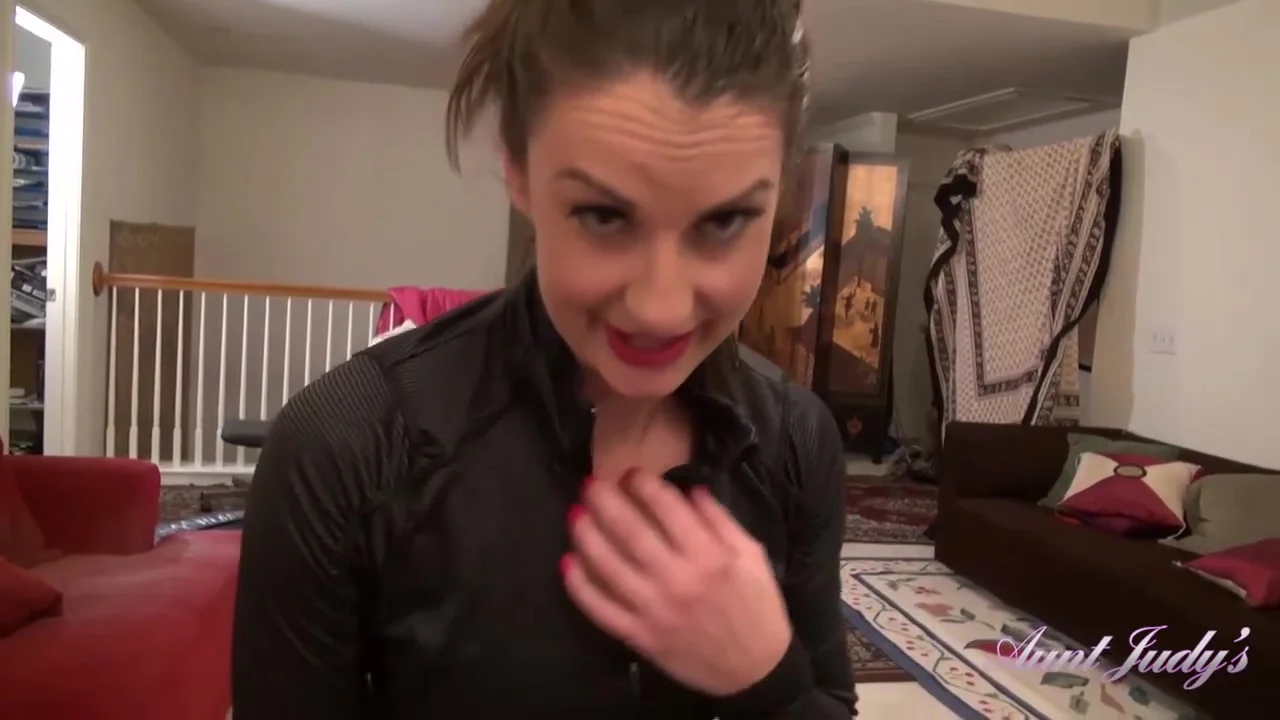 Auntie Cindy Pov Bj