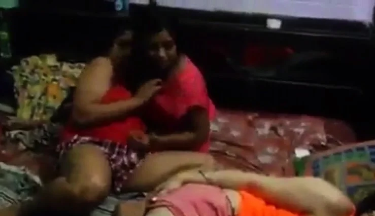 Paki hot mature girls crazy fun at room with naughty audio