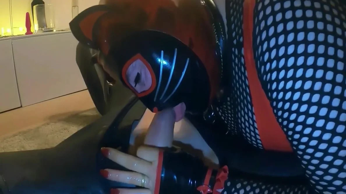 Bdsm Session With Rubber Chloe And M Jack