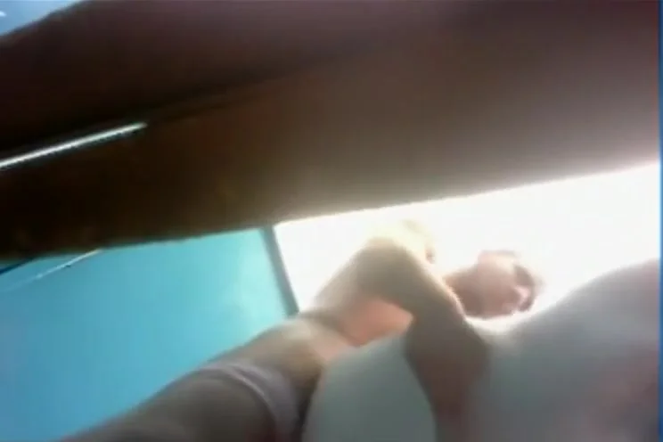 Couple fucking in the beach cabin