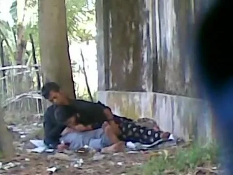 indian teen 18+ blowjob in park