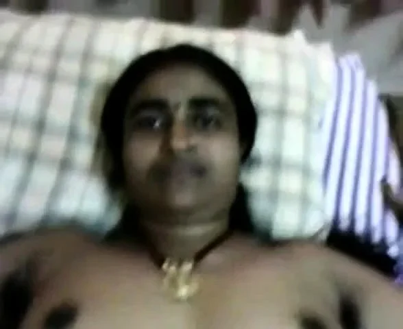desi bhabi showing her nude and bj