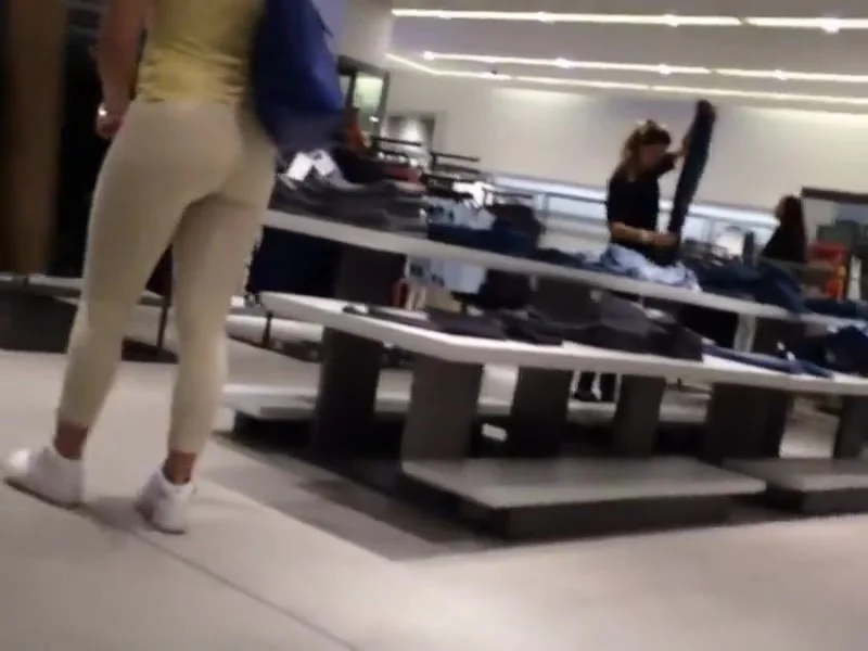 White girl with an ass of a black girl