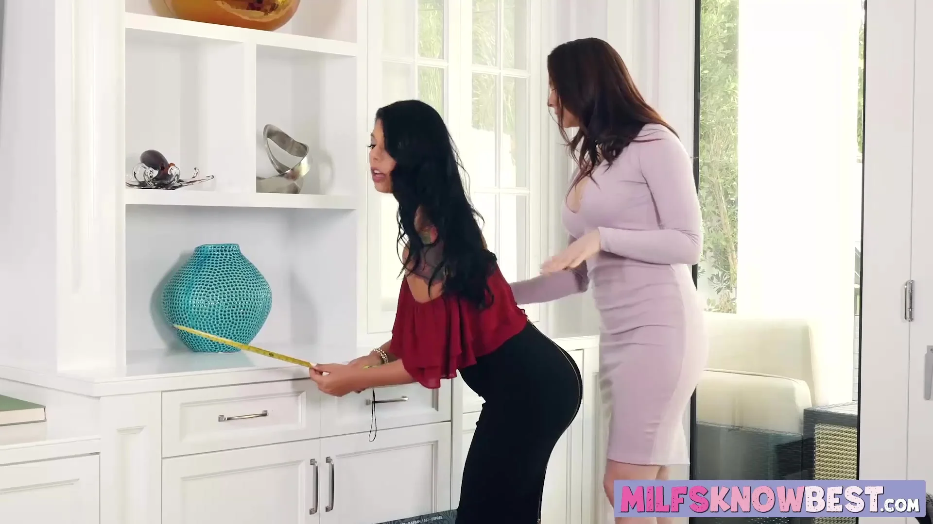 Big boobs MILF Chanel Preston gets pussy licked by Gina