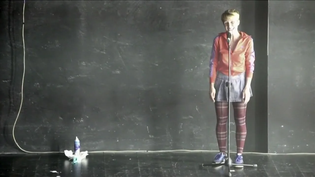Naked on Stage-128 Ne15