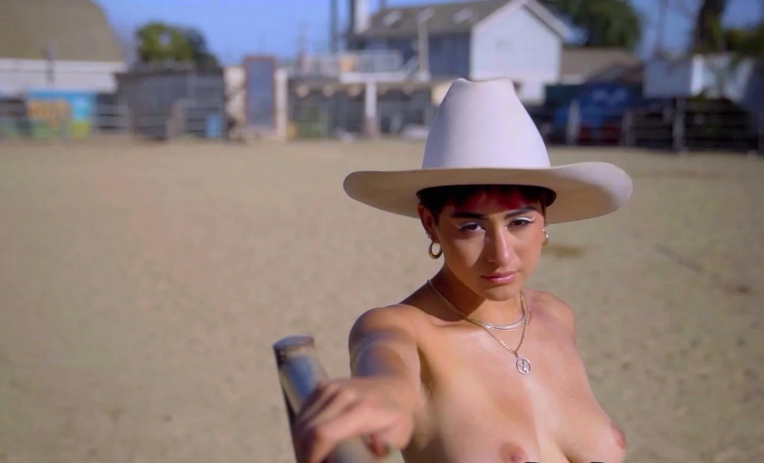 Sexy Latina teen posed with hot MILF