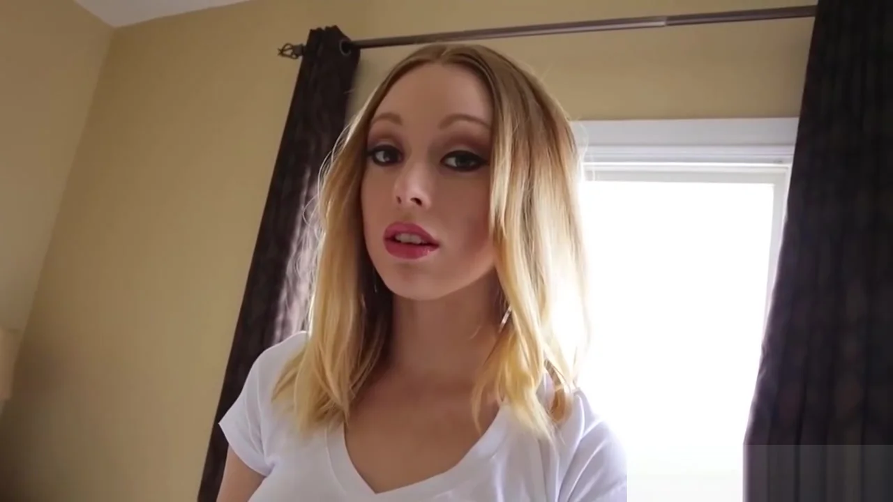 Cute blondie gets fucked from behind