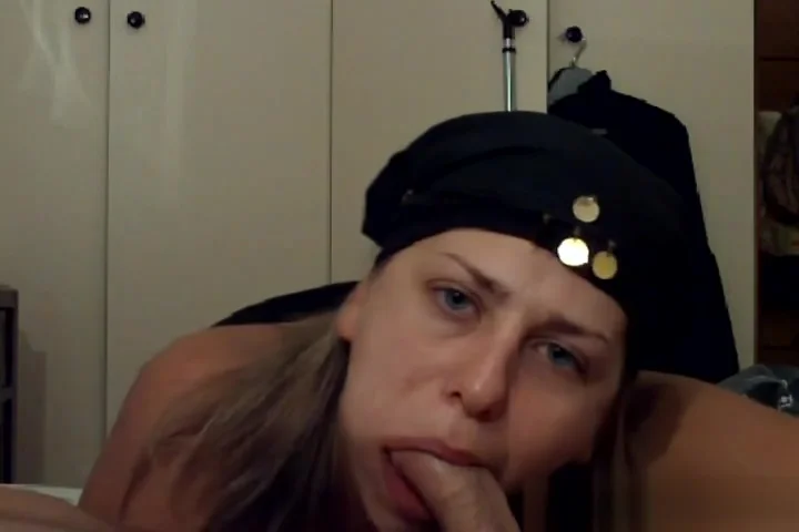 Blowjob In A Beret Just To Feel Good And Feel Arouse