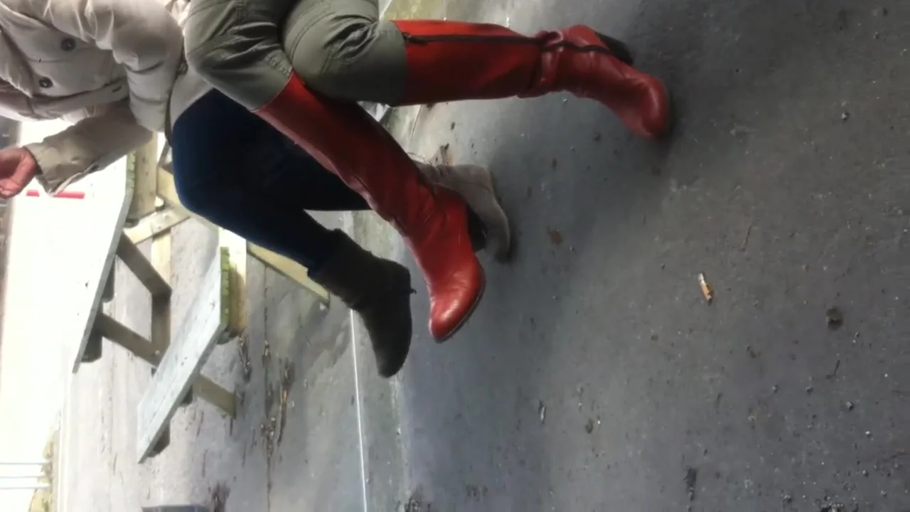Dangling feet 3