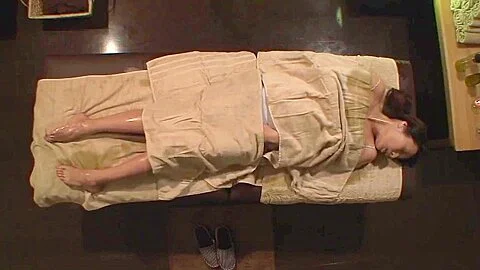 Luxury Aroma Oil Massage! 2 3 - Minami Aoyama