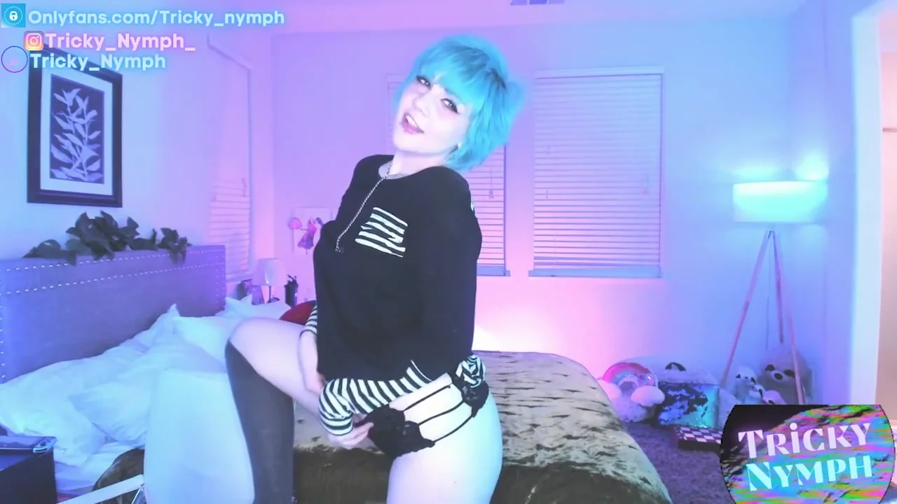 Cute Blue Hair Alt Girl Teases You Live On Cam