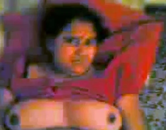Big-Busted Indian Couple Amateur Sex Tape