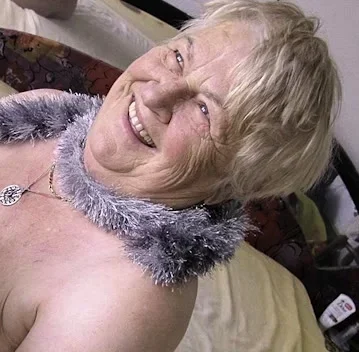 OMAGEIL Granny Online Pictures With Pervert Nature