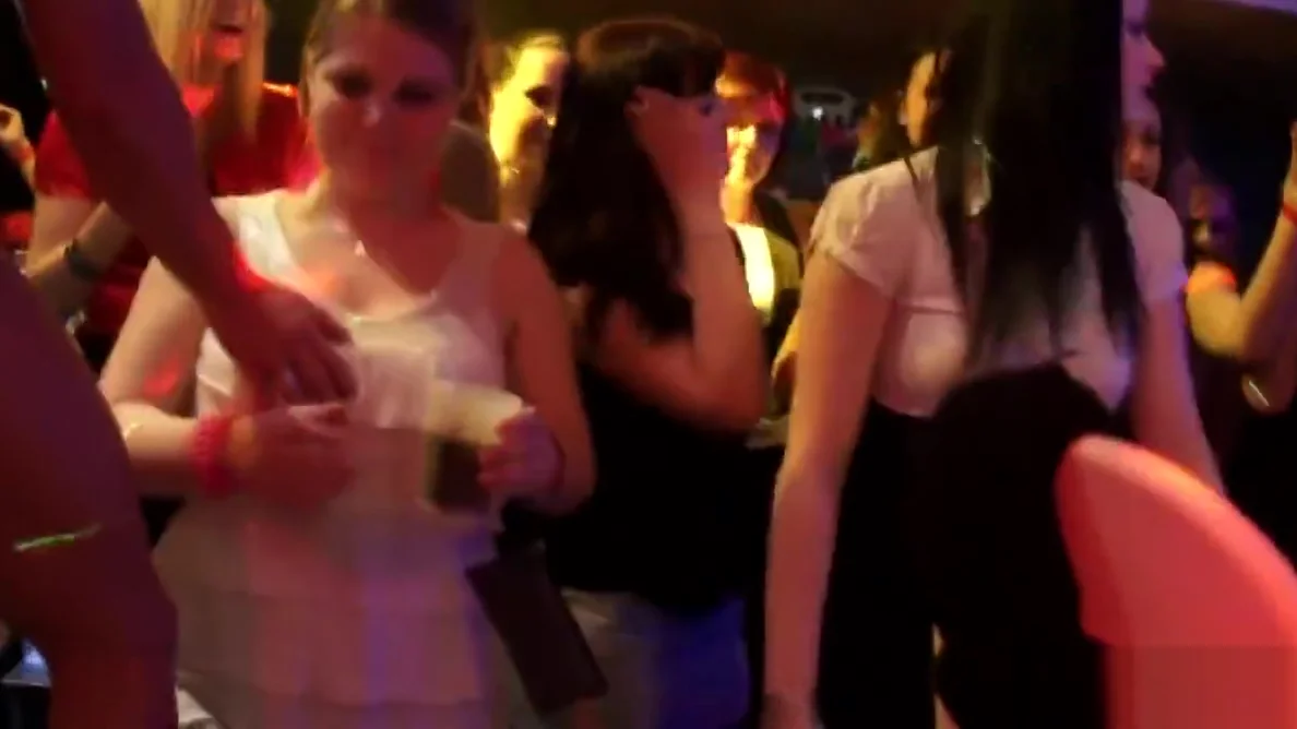 European party teens 18+ sucking dicks in the club