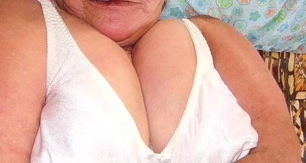 HelloGranny Latinas Amateur Mature Pussies