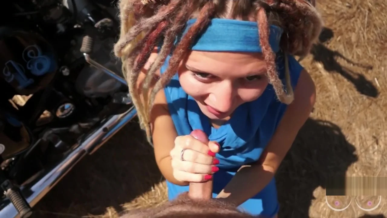 Outdoor footjob and blowjob with dreadlocks girl. Cum on the face