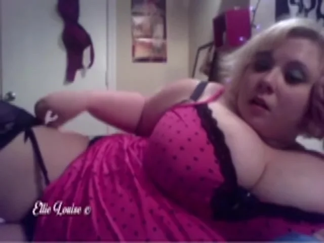 Bbw Live Striptease Cum Show
