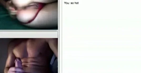 Chatroulette Girl Fisting Her Pussy