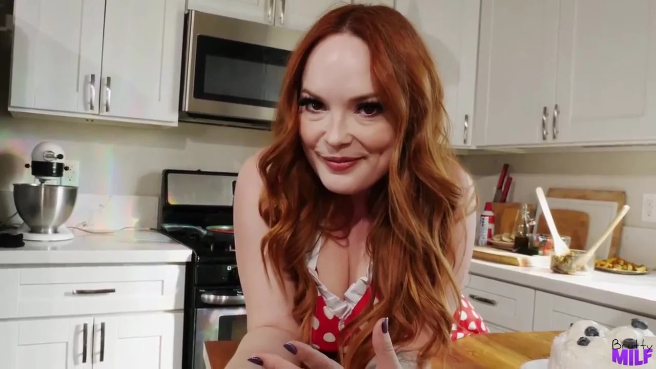 Taste Test With My Stepmom - Summer Hart