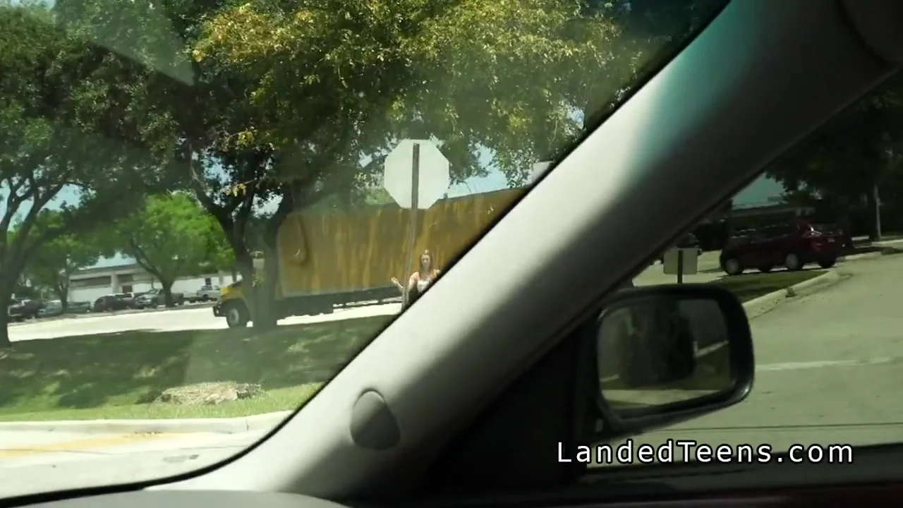 Slim cheated girlfriend bangs stranger in his car in public