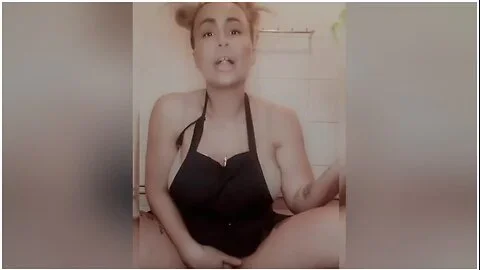 Stunning Milf Cristina Making Some Tacos With Her Wet Pussy Masturbating