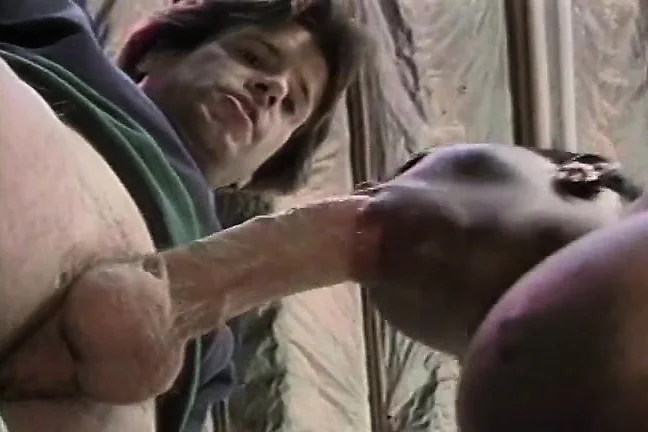 Ebony plumper trades head with his white prick and gets hammered