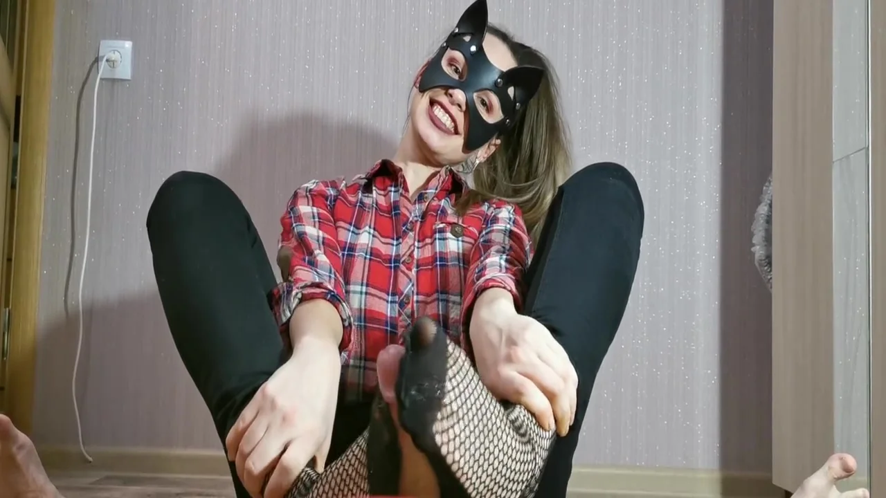 I did a Blowjob and worked with my feet and hands