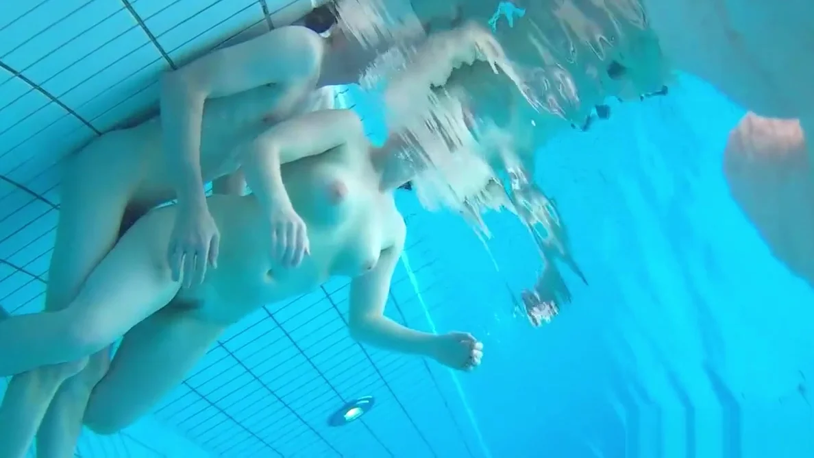 Nudist Couples Underwater Pool Hidden HD 2