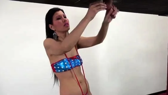 Cocksuckin Cumlovin - Super Villain Ruined Orgasm - Elle