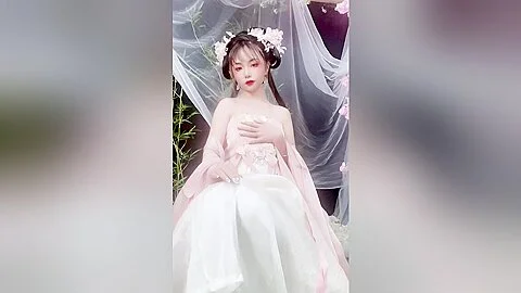 Chinese Babe Posing