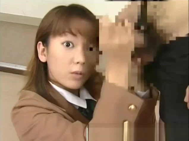 Real amateur japanese teen 18+ gets facial from guy in groupsex