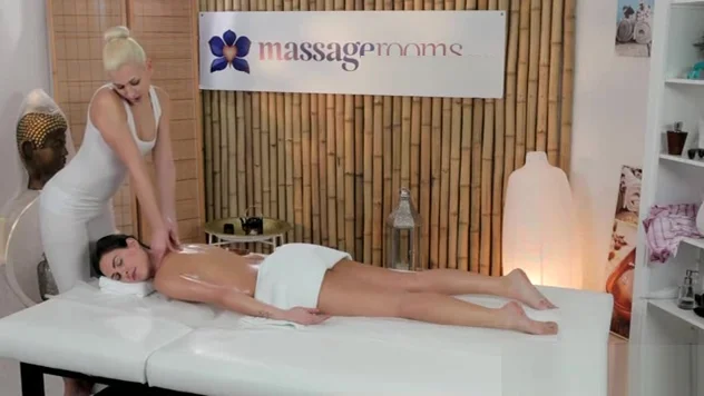 LESBIAN MassageRooms - Jenny, Tracy Lindsay (Tracy on Jenny) NEW January 12, 2014
