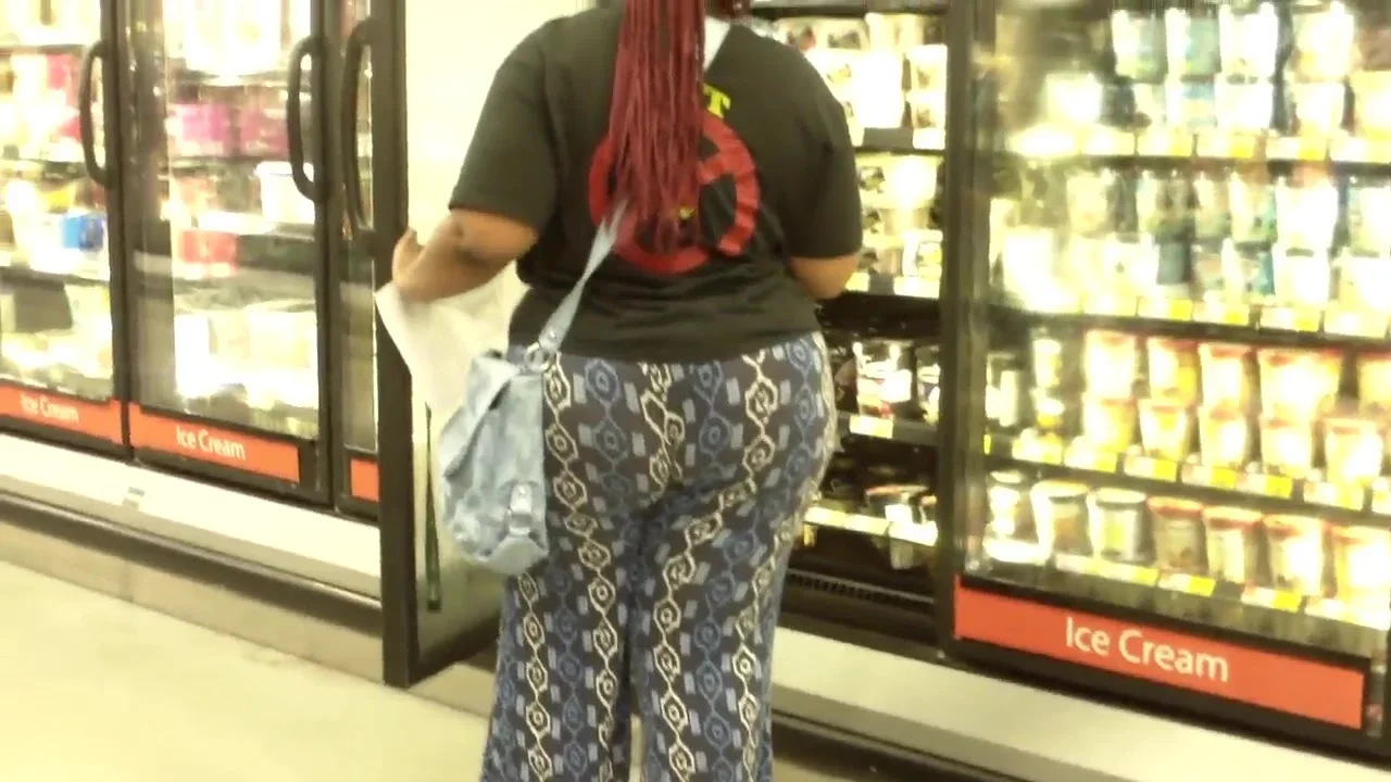 Healthy BBW W A Huge Soft Jiggly Booty...