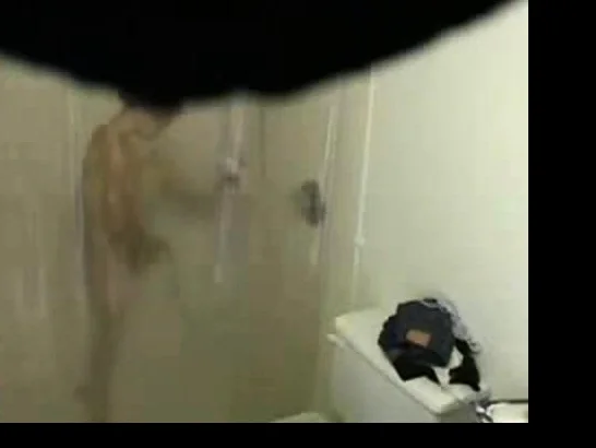 My sister masturbating and cumming in shower