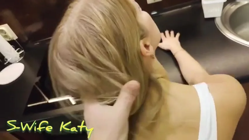 Swife Katy - Fucked A Juicy Bitch In The Kitchen Right In The Ass