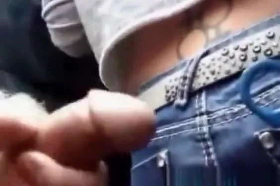 wanks in public