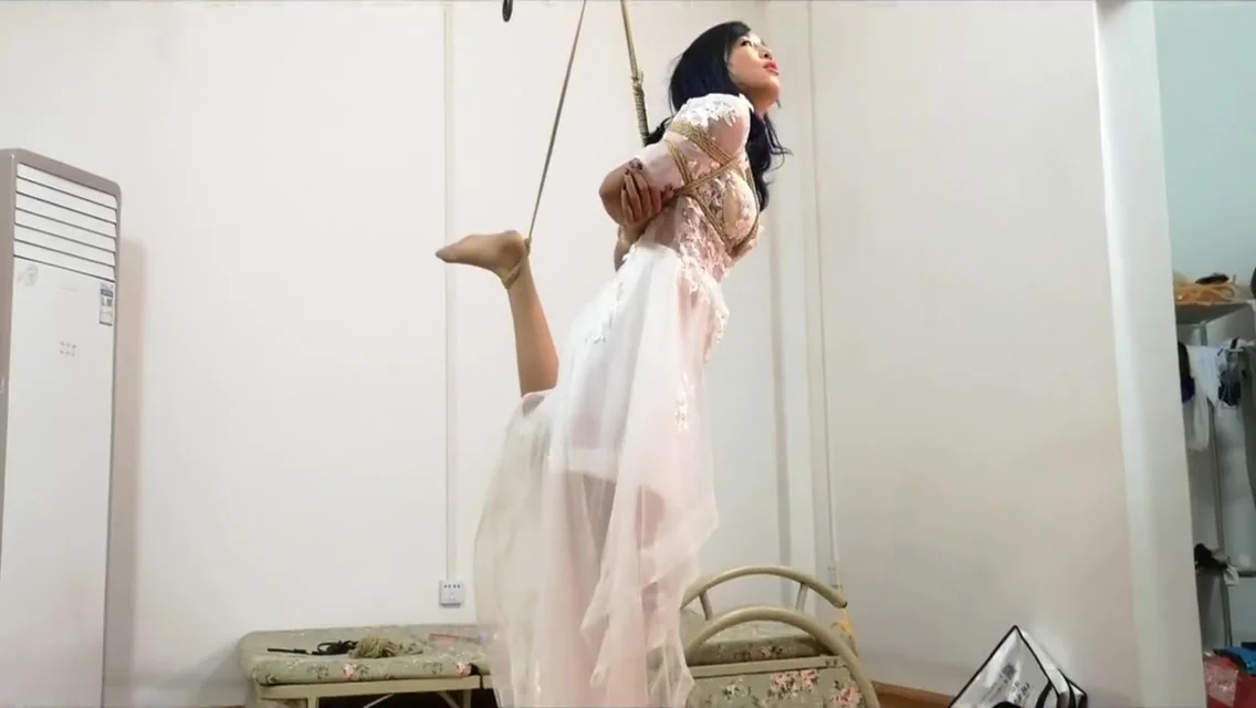 Chinese Bondage Bride