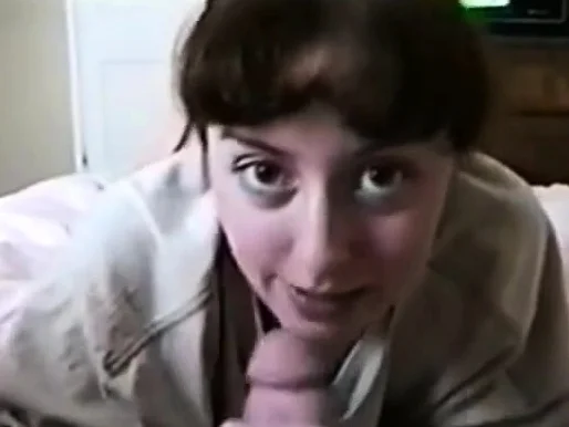 An Amateur Who Genuinely Loves Sucking Cock & Swallowing Cum
