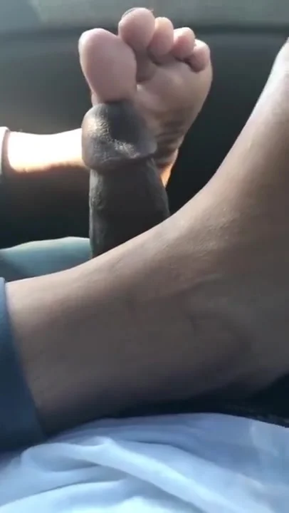Footjob With A Ebony Milf